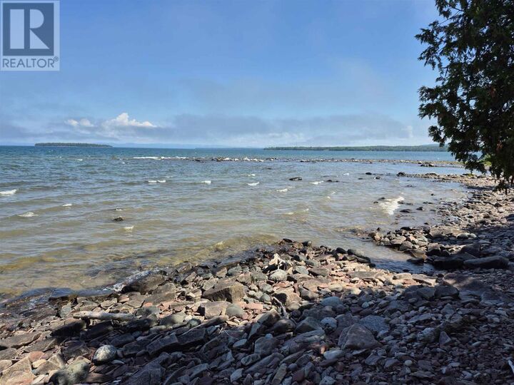 Property Photo:  1422 Four Seasons Drive  ON P0S 1E0 
