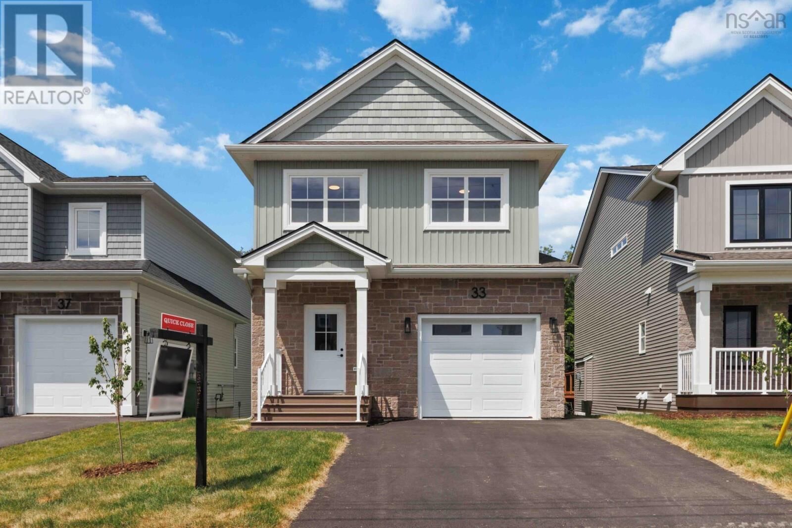 Property Photo: 33 Pearlgarden Close 41 NS B2X 0C3