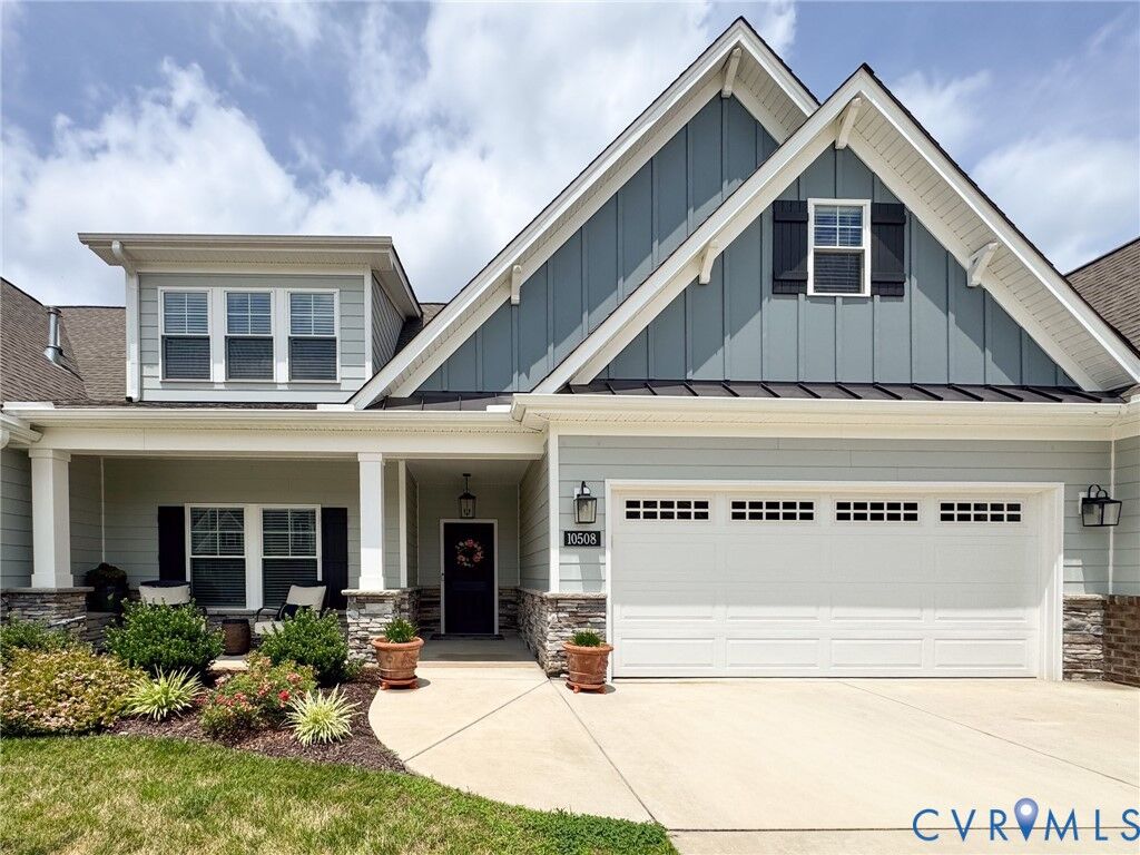 Property Photo: 10508 Goosecross Way VA 23116