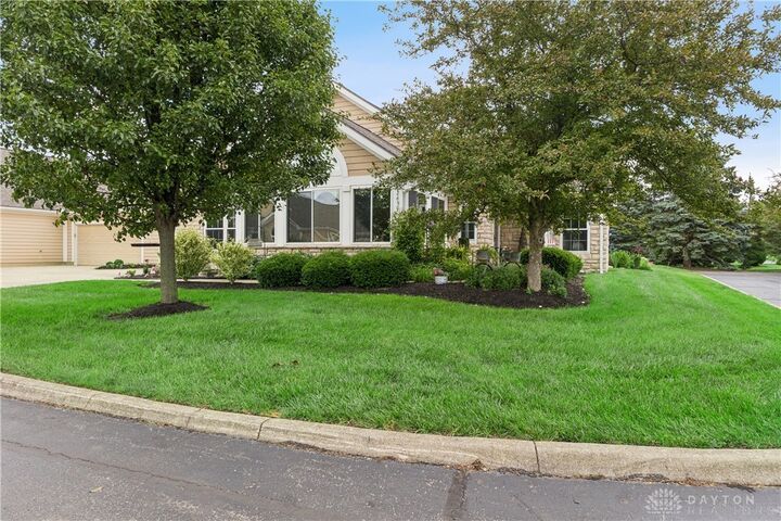 Property Photo: 2690 Prestwick Village Circle OH 45503