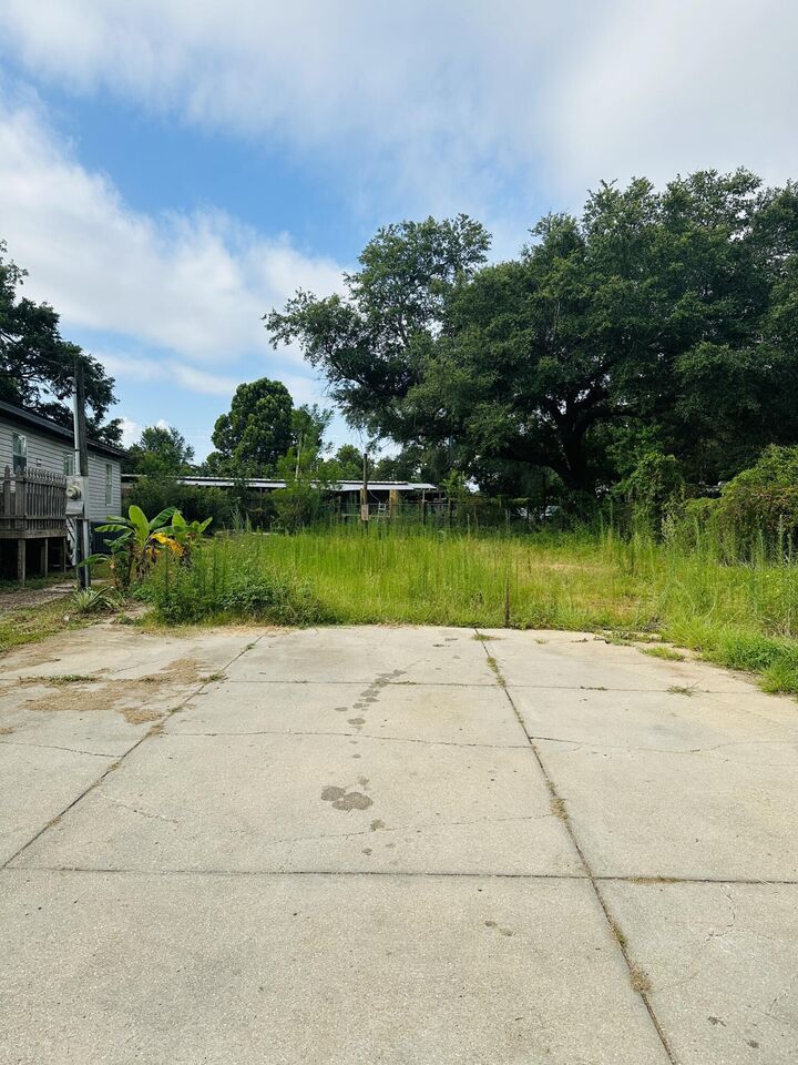 Property Photo:  335 Albritt Avenue  FL 32506 