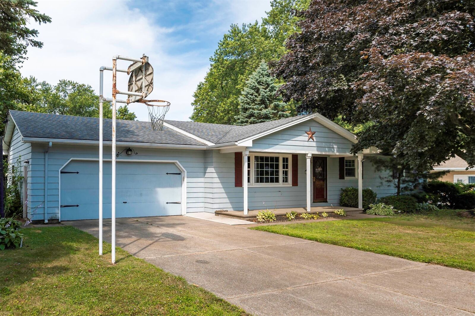 Property Photo:  1890 Apple Drive  PA 16415 
