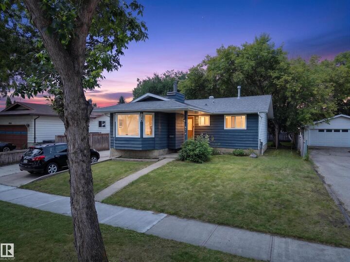 Property Photo:  8310 99 Avenue  AB T8L 3C5 