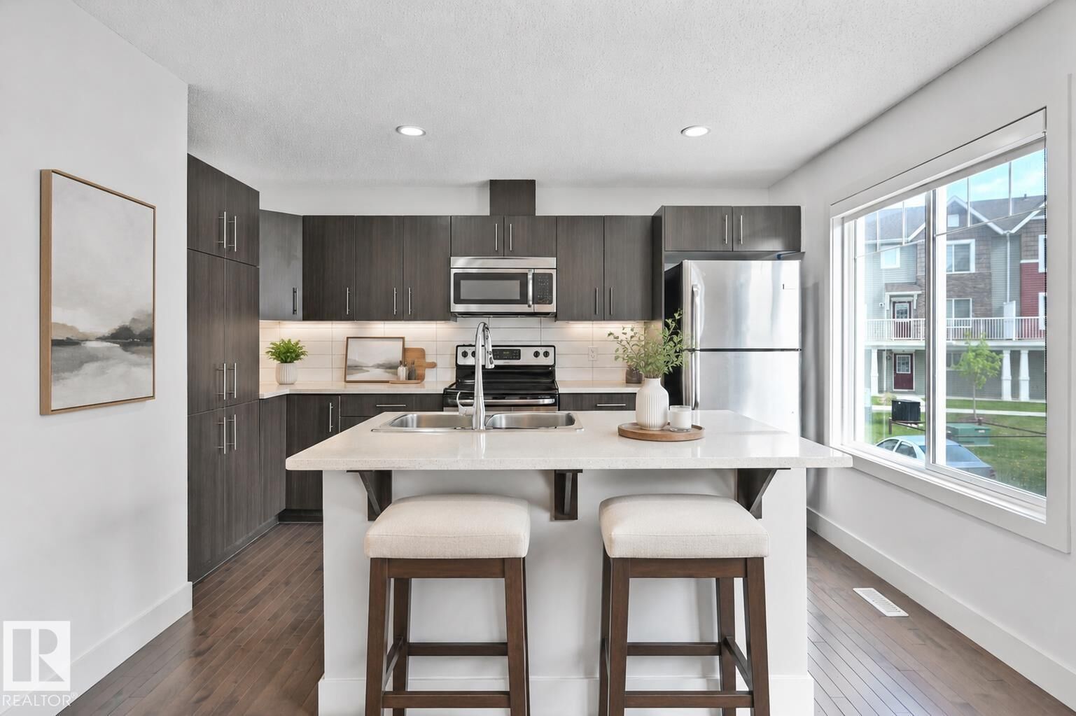 Property Photo: 2922 Maple Way NW 35 AB T6T 1A5