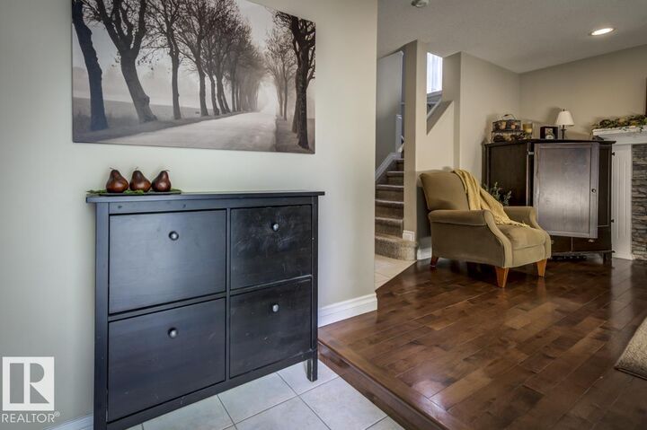 Property Photo: 11522 93 Street NW AB T5C 0Z2