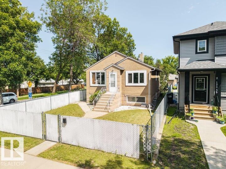 Property Photo: 12347 90 Street NW AB T5B 3Z6