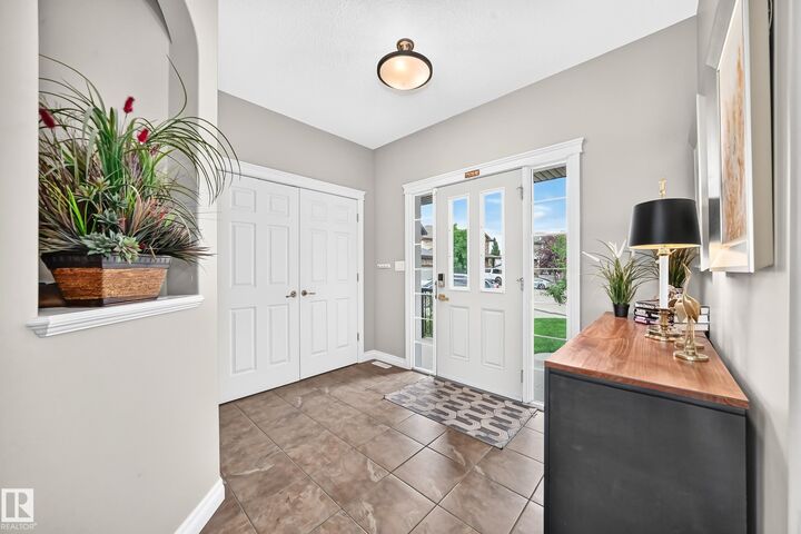 Property Photo:  19 Victoria Bay  AB T7X 0C3 