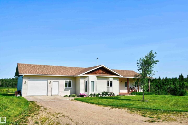 Property Photo: 55427 RR 93 AB T0A 3A0