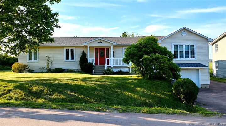 105 Arthur Street — photo 1