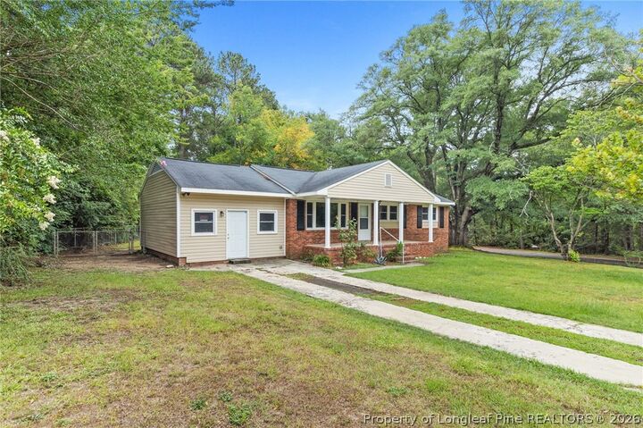 Property Photo:  735 Hilton Drive  NC 28311 