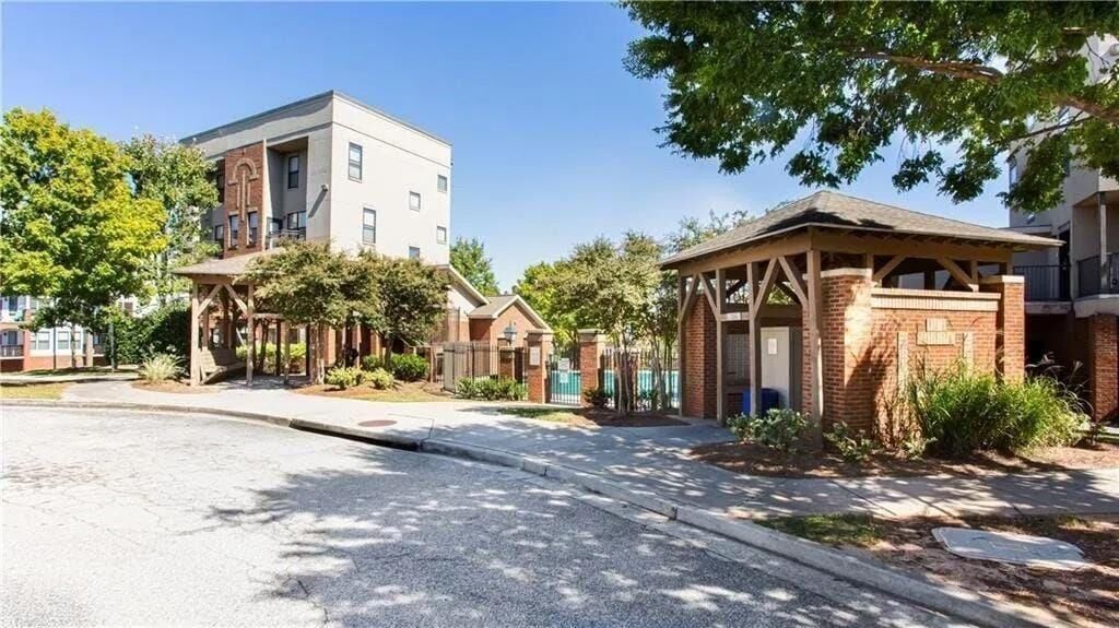 Property Photo: 898 Oak Street SW 1307 GA 30310