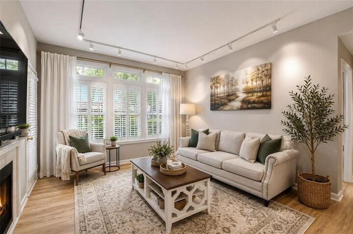 Property Photo: 240 Renaissance Parkway NE 102 GA 30308