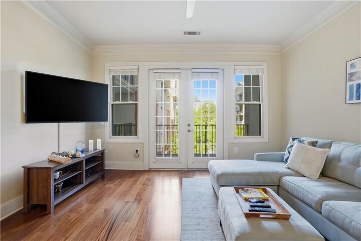 Property Photo: 3621 Vinings Slope SE 2425 GA 30339