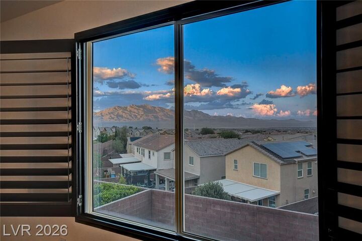 Property Photo:  7652 Ashby Gate Street  NV 89166 