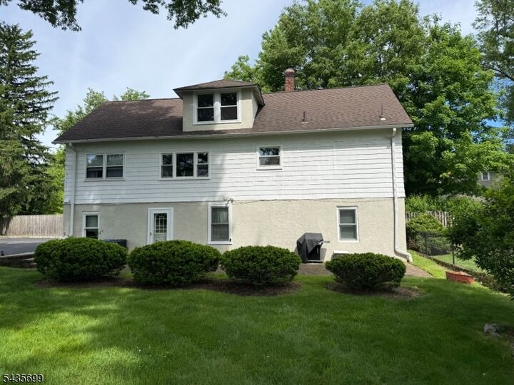 Property Photo: 72 Central Ave 2B NJ 07940