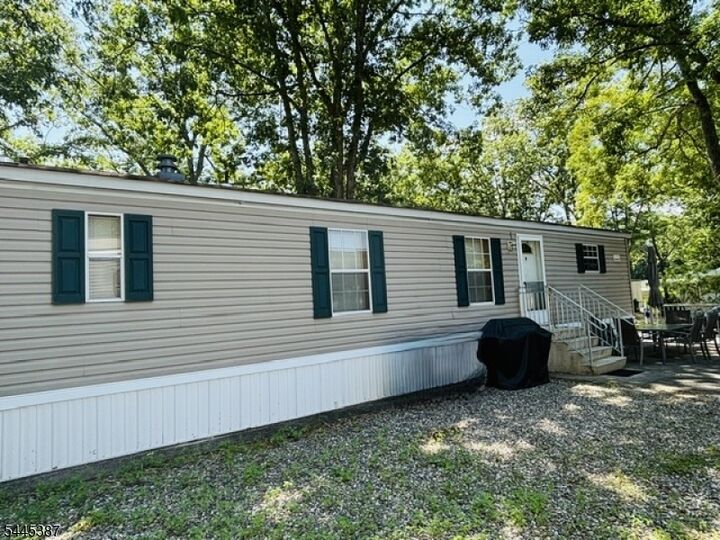 Property Photo:  35 Roberts Road  NJ 08755 