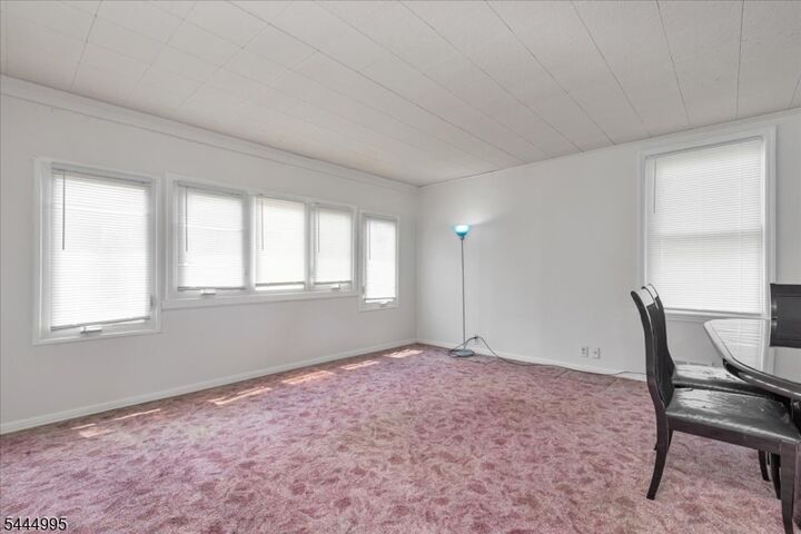 Property Photo:  1051 S Elmora Ave  NJ 07202 