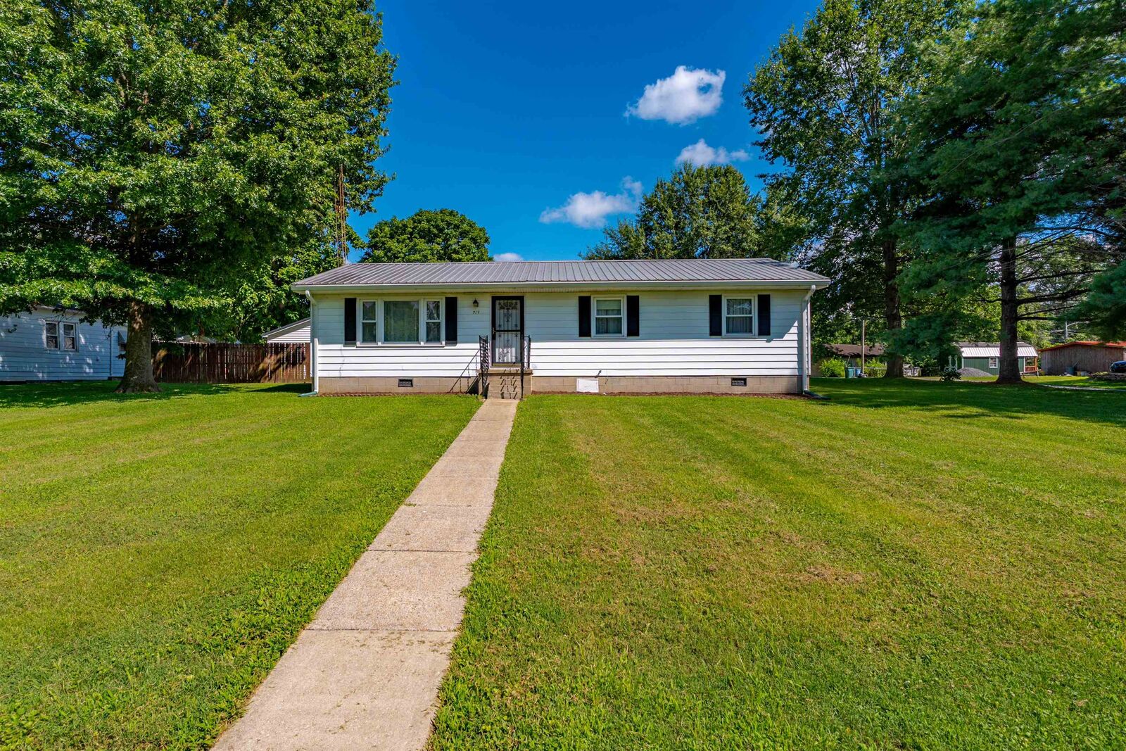 Property Photo: 721 5th Street KY 42461
