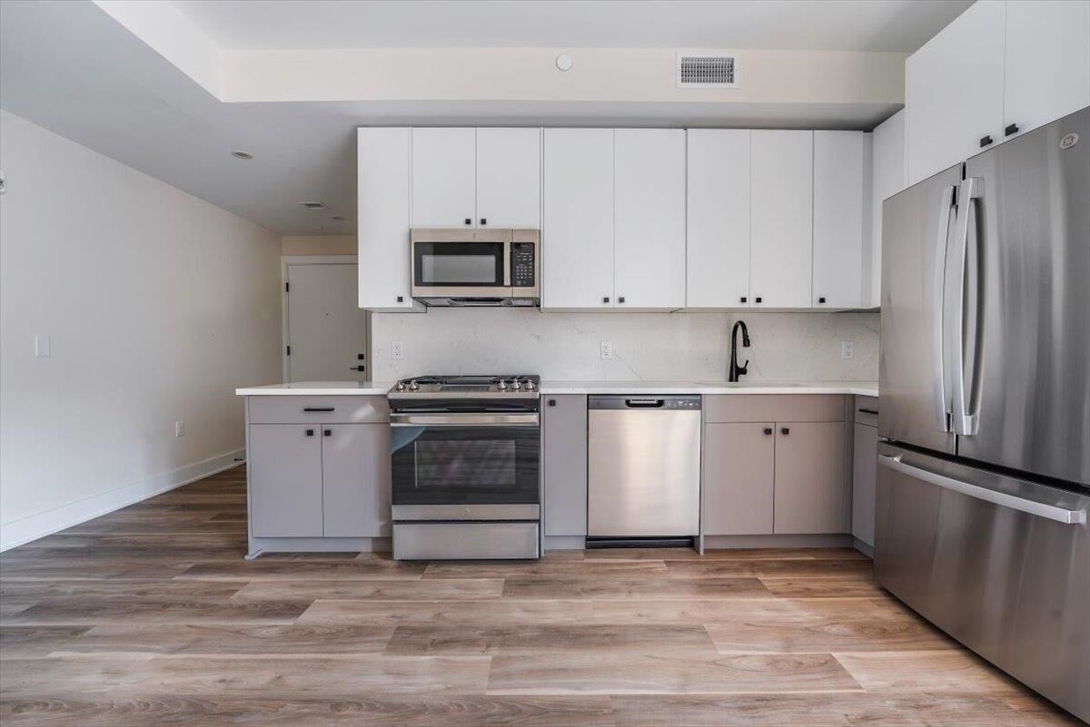 Property Photo: 237 Washington St 401 NJ 07030