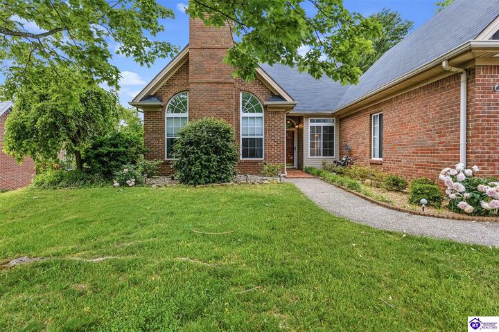 Property Photo:  1151 Oak Street  KY 42701 