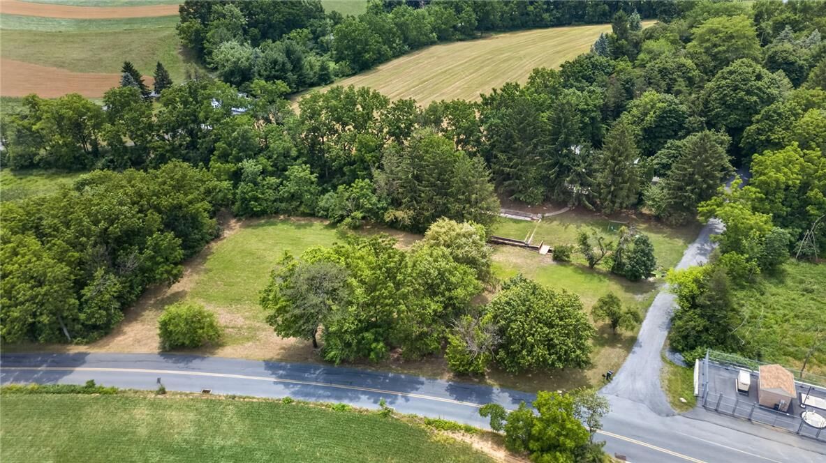 Property Photo:  3940 Schneck Road  PA 18078 