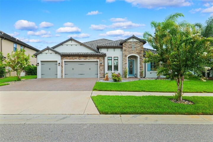 Property Photo:  6126 Marsh Trail Drive  FL 33556 