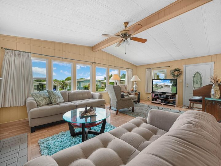 Property Photo:  1632 Foxway Drive  FL 33810 