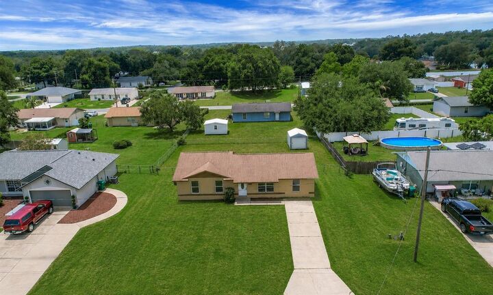 Property Photo:  1229 Padgett Circle  FL 32159 