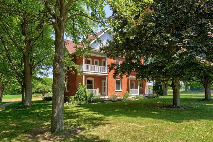 Property Photo:  9254 W Frankenmuth Road  MI 48768 