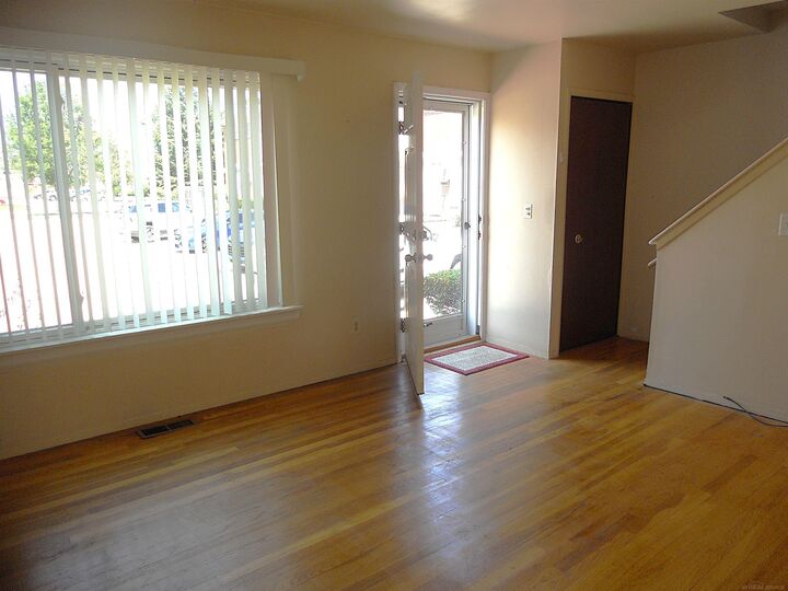 Property Photo: 8192 Farnum Avenue MI 48093