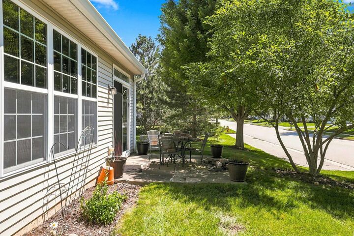 Property Photo: 13549 Delaney Road IL 60142
