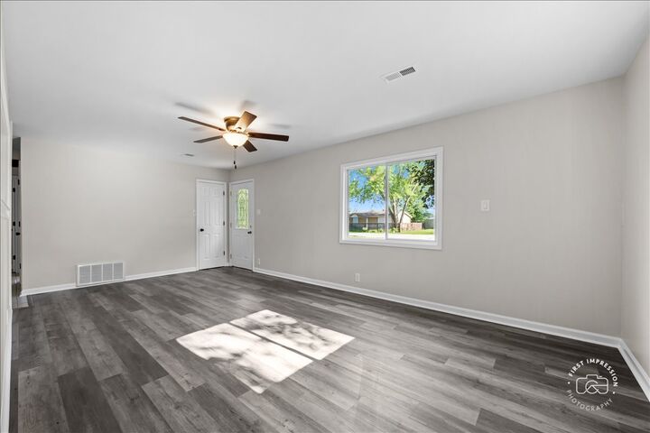 Property Photo: 34W759 N James Drive IL 60174