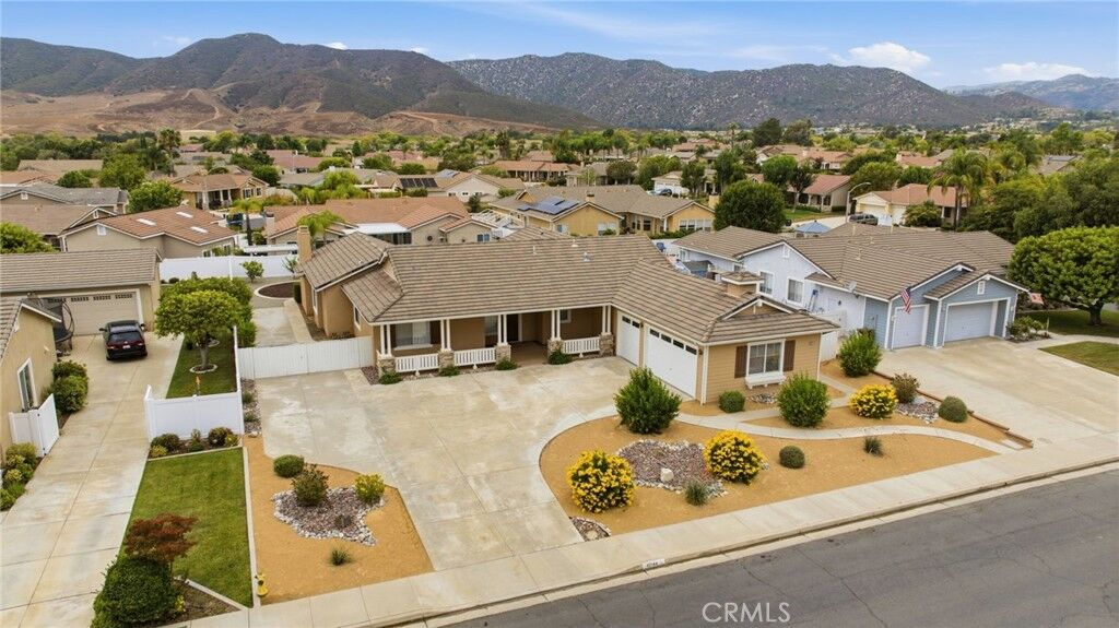 Property Photo:  42144 Santa Fe Trail  CA 92562 