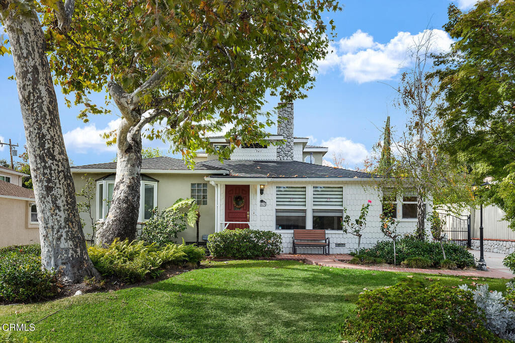 Property Photo:  4819 Crown Avenue  CA 91011 