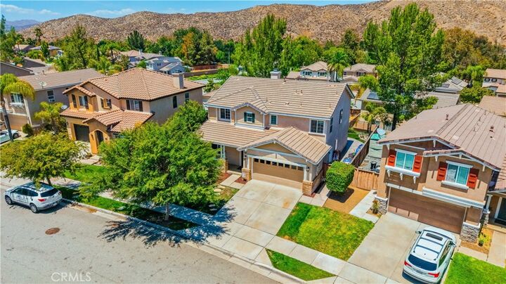 Property Photo:  32068 Meadow Wood  CA 92532 