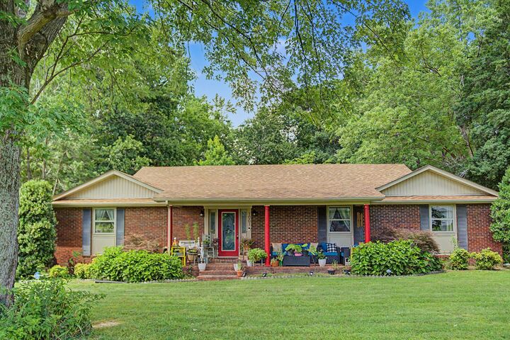Property Photo:  1001 Due West Cir  TN 37083 