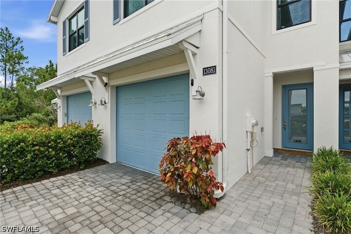 Property Photo:  13081 Pembroke Drive  FL 34105 