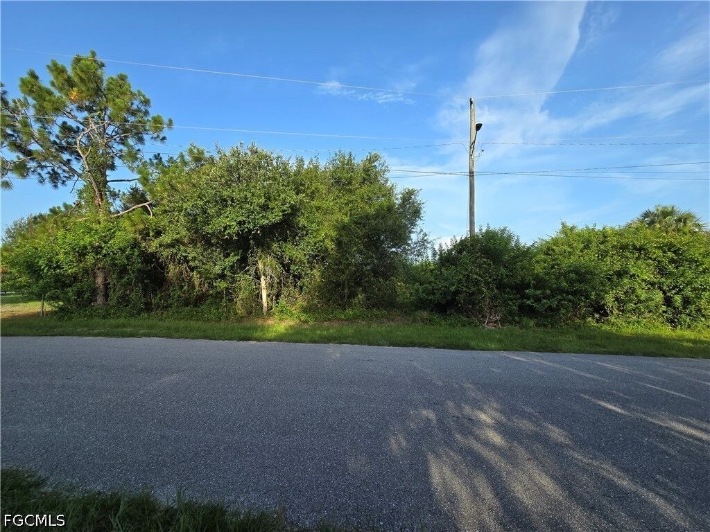Property Photo: 6009 Joplin Avenue FL 33905