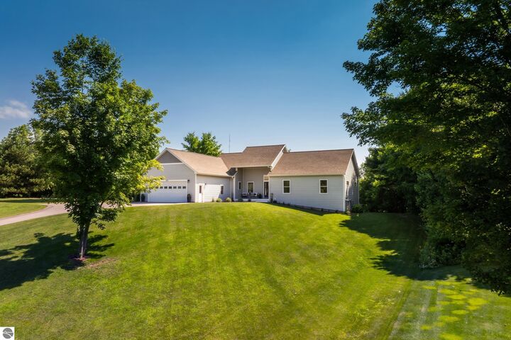 Property Photo: 4609 Westbrook Drive MI 49685