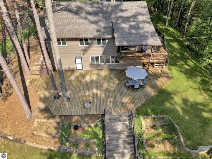 Property Photo:  23581 210th Avenue  MI 49688 