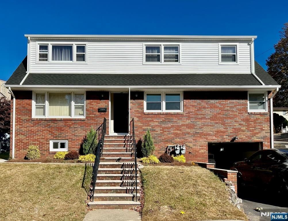 Property Photo:  108 Woodrow Avenue  NJ 07424 