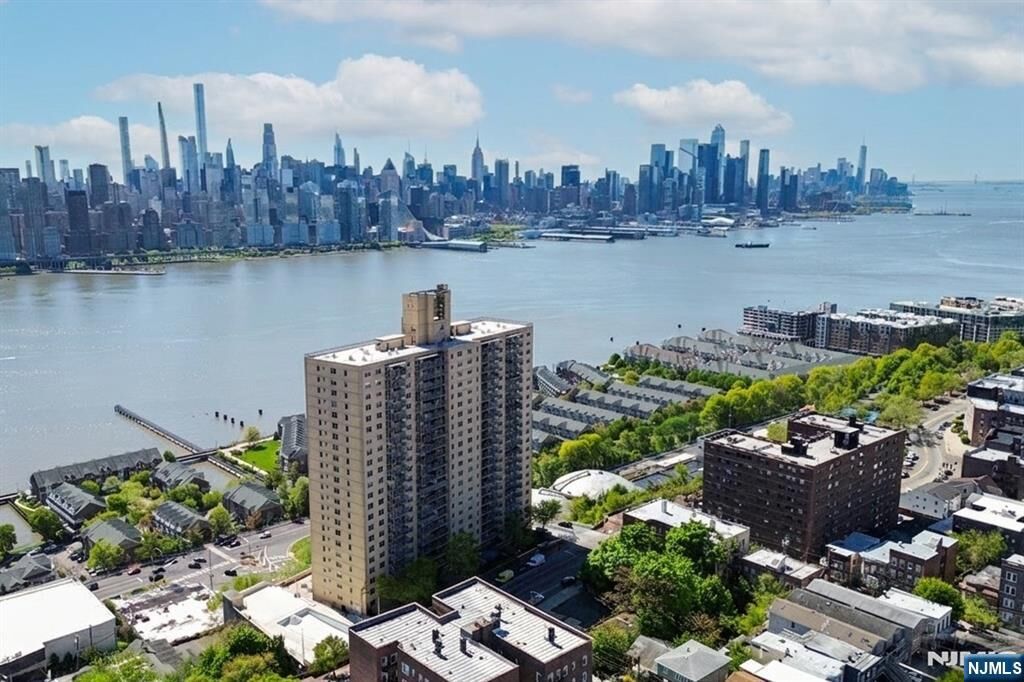 Property Photo: 6600 Boulevard East 6C NJ 07093