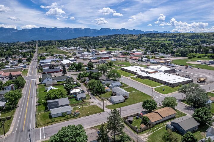Property Photo:  114 8th Avenue W  MT 59860 