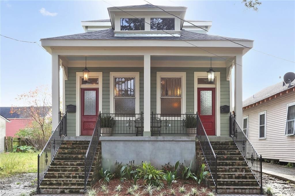 Property Photo: 3014 Banks Street LA 70119