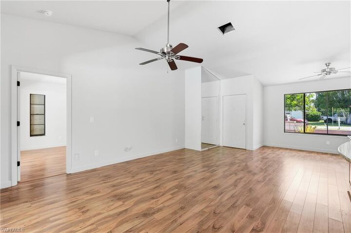 Property Photo: 19028 Pine Run Ln FL 33967