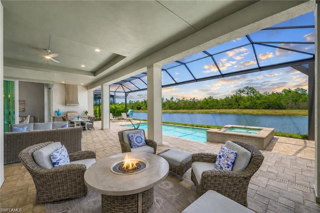 Property Photo:  14338 Laguna Springs Ln  FL 34114 