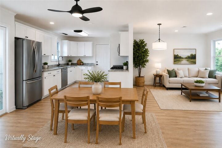 Property Photo:  800 Carlton Street  AR 72762 