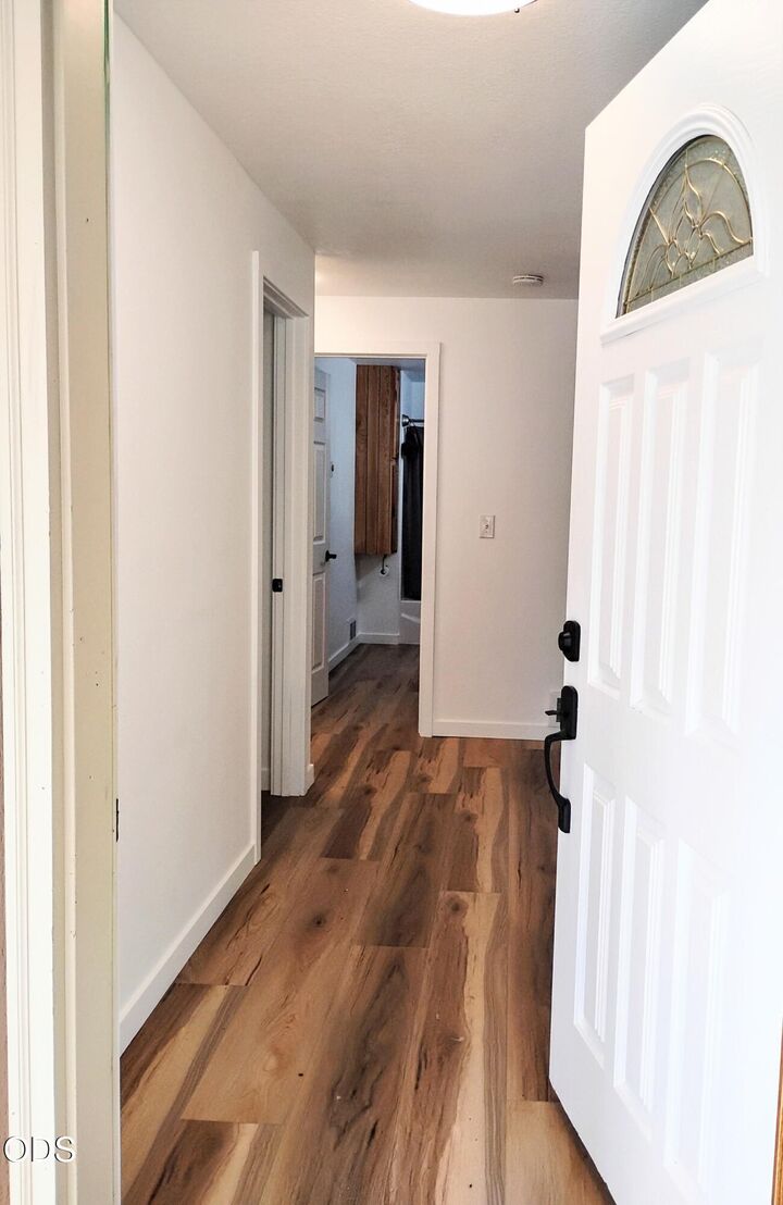 Property Photo:  16947 Quartz Road  OR 97707 