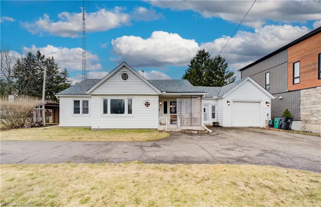 Property Photo: 1864 Coronation Boulevard ON N3H 3S2
