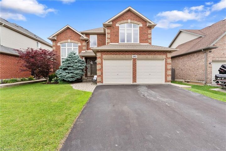 Property Photo: 282 Winterberry Boulevard ON L2V 5E5